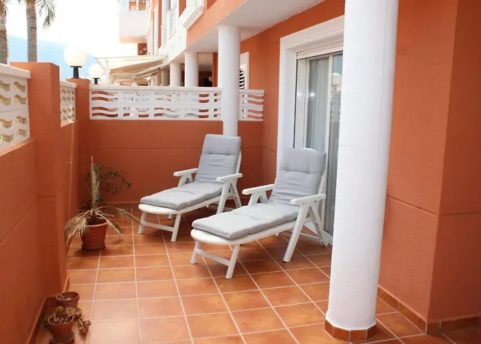 Apto. Con Gran Terraza Y Acceso Directo A Piscina. Διαμέρισμα *